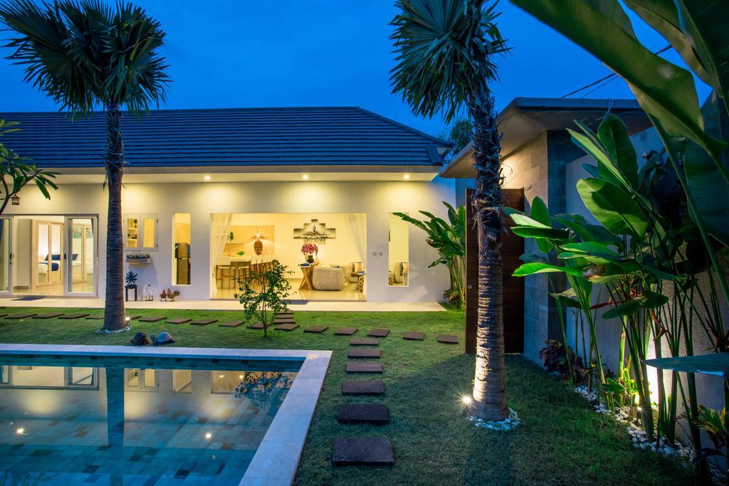 Holyfat Villa Seminyak  Luaran gambar